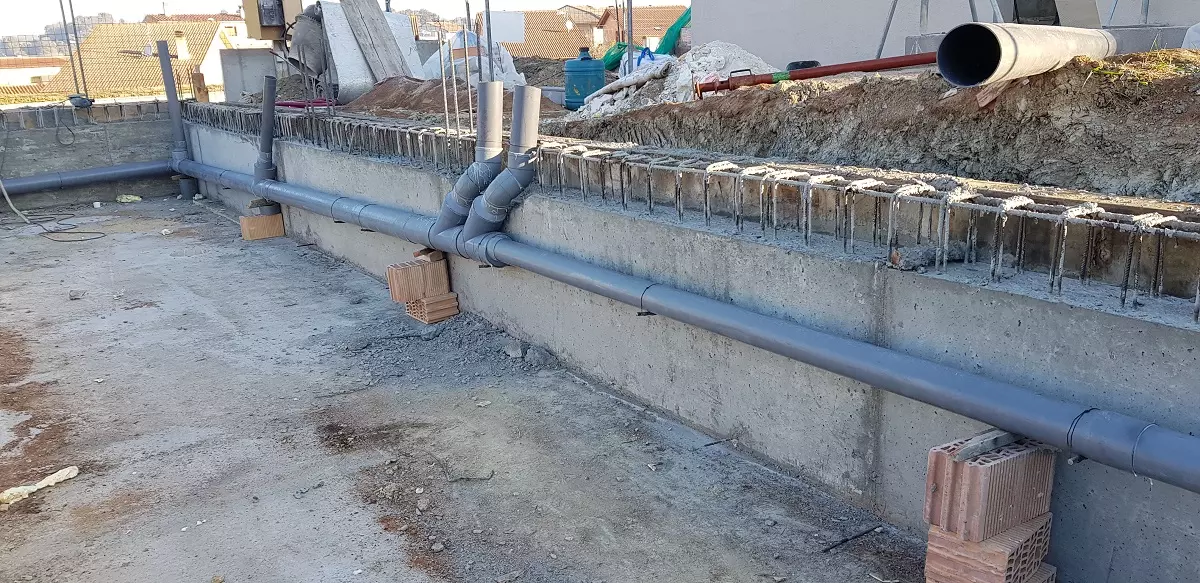 instalacion desagues casas Instalación de desagües y tubos de PVC